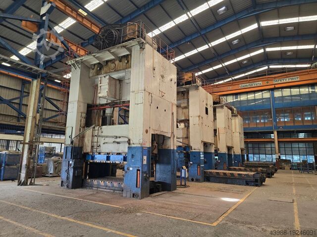 Presse à arcades double Komatsu 500 QP - 5125