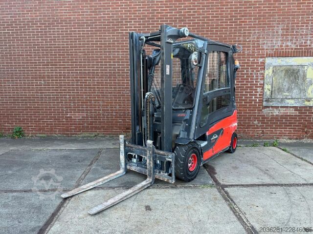 Elektro 4 Rad-Stapler Linde E25L-01