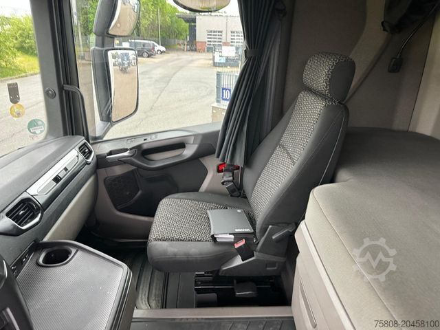 Lastbil til farlige materialer SCANIA R450 ADR EXII/EXIII/FL/AT PTO Euro6d Retarder