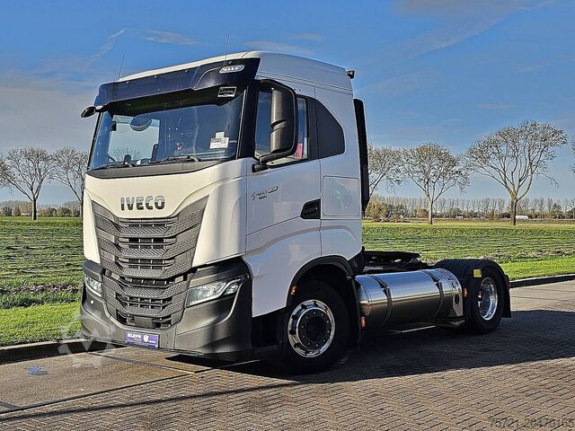 Standard-SZM IVECO S-WAY AS440S46 LNG GAS