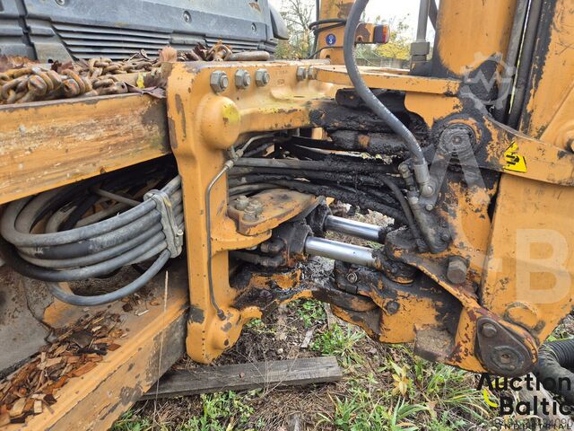 Backhoe loader Case 695 SR-4 PS