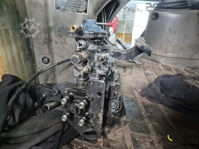 Backhoe loader Case 695 SR-4 PS