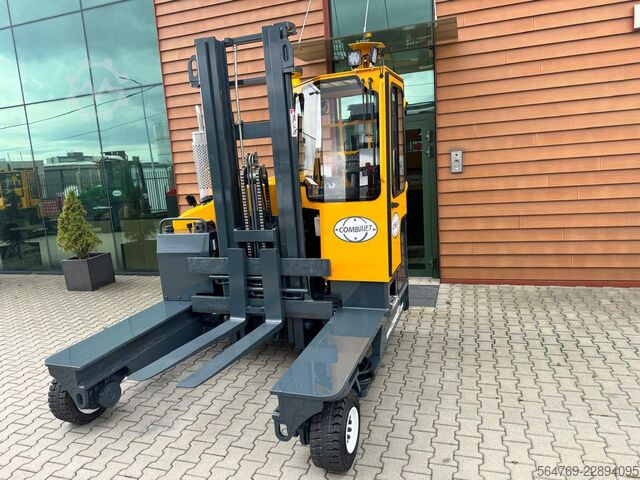 Wózek widłowy czterokierunkowy Combilift C4000 /2008 /Diesel/ Only 6262 hours