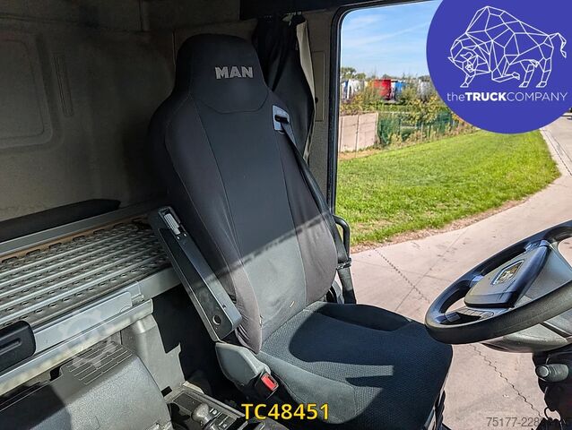 Matières dangereuses MAN TGS 18.420