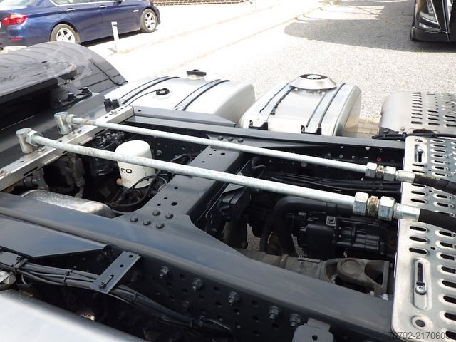 Standard nyergesvontató IVECO AS 440 S 53 T/P S-Way/Ret./Hydr./2xTank/Standkli