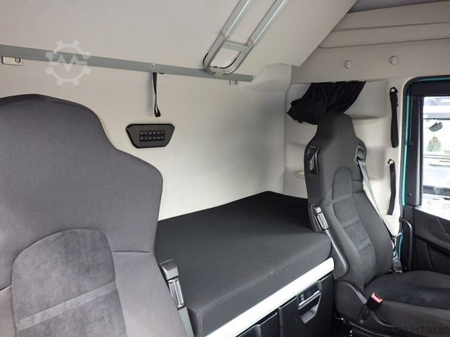 Standard nyergesvontató IVECO AS 440 S 53 T/P S-Way/Ret./Hydr./2xTank/Standkli