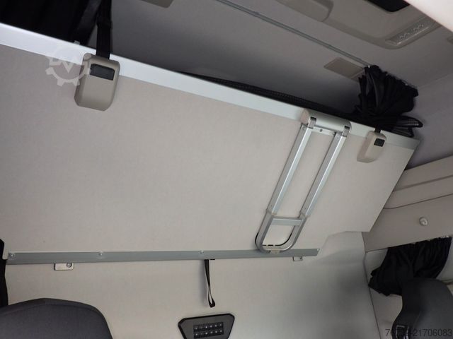 Standard nyergesvontató IVECO AS 440 S 53 T/P S-Way/Ret./Hydr./2xTank/Standkli