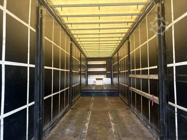 Alacsony rakfelületű félpótkocsi  Wiese 3-Achs Stufensattel Auflieger mit Rampe25T