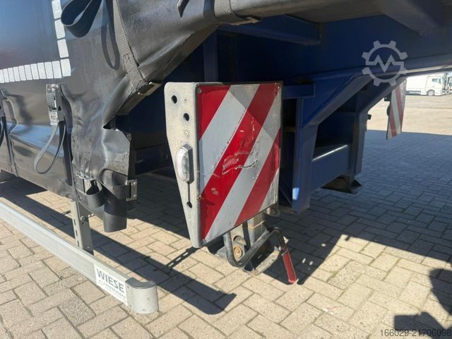 Alacsony rakfelületű félpótkocsi  Wiese 3-Achs Stufensattel Auflieger mit Rampe25T