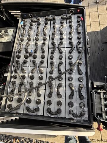 Electric - 4 wheels Bobcat B25X Neugerät mit Herstellergarantie