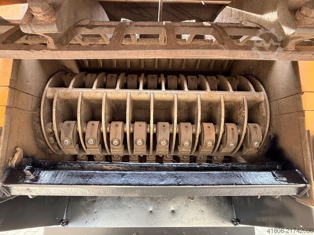 Instalație mobilă de tocare Doppstadt AK 330 S