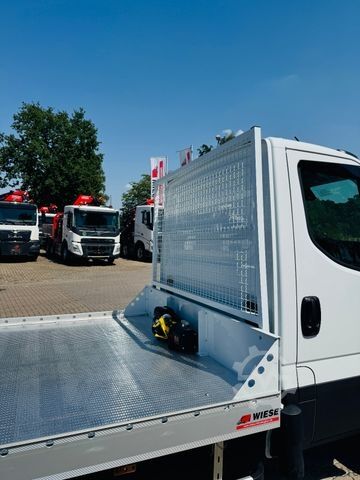 Aangepaste bestelwagen IVECO 70C18HA, Maschinen & Arbeitsbühnentrans. 2940kg!