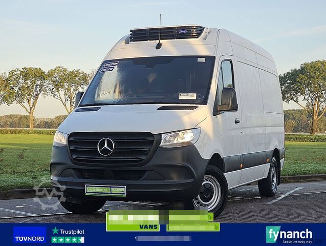 MERCEDES-BENZ SPRINTER 315 L2H2 BI-TEMP FRIGO Carrier Furgón frigorífico Día/Noche 2 Compartimentos  MERCEDES-BENZ SPRINTER 315 L2H2 BI-TEMP FRIGO Carrier Koelwag...
