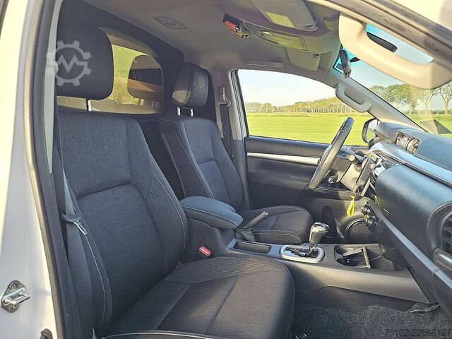 TOYOTA HI-LUX 2.4 EU netto eksportpris 19.950,00 AC automatgear EURO6 anhængertræk bluetooth bagsæde TOYOTA HI-LUX 2.4 EU netto exportprijs 19950,00 ac aut...
