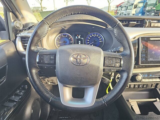 TOYOTA HI-LUX 2.4 EU netto eksportpris 19.950,00 AC automatgear EURO6 anhængertræk bluetooth bagsæde TOYOTA HI-LUX 2.4 EU netto exportprijs 19950,00 ac aut...