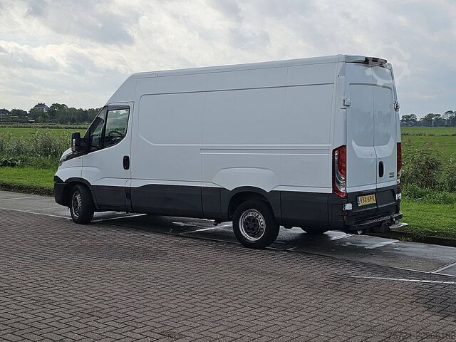 Bestelauto IVECO DAILY 35S16 L2H2 ac automaat EURO6