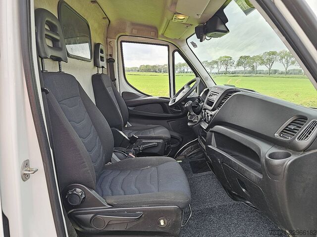 Bestelauto IVECO DAILY 35S16 L2H2 ac automaat EURO6
