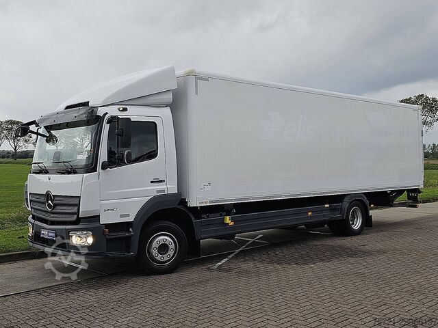Gesloten bak MERCEDES-BENZ ATEGO 1230 AIRCO WB 536 LIFT