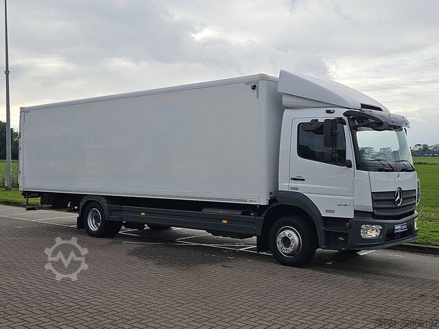 Gesloten bak MERCEDES-BENZ ATEGO 1230 AIRCO WB 536 LIFT