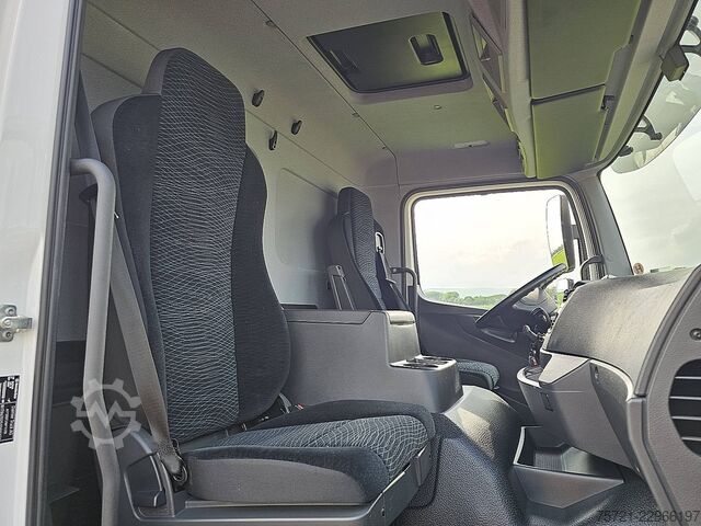 Gesloten bak MERCEDES-BENZ ATEGO 1230 AIRCO WB 536 LIFT