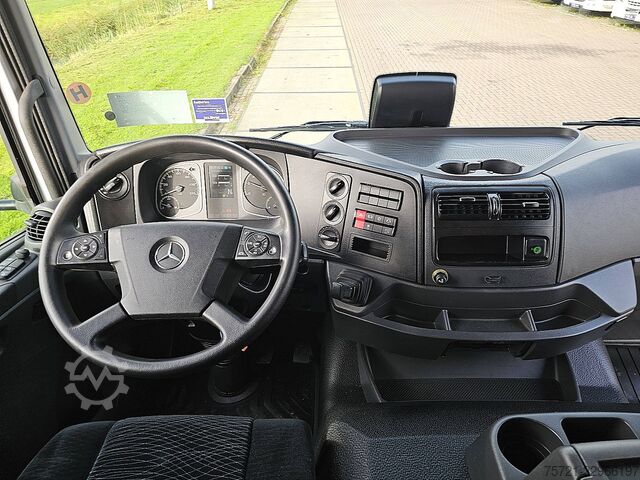 Gesloten bak MERCEDES-BENZ ATEGO 1230 AIRCO WB 536 LIFT