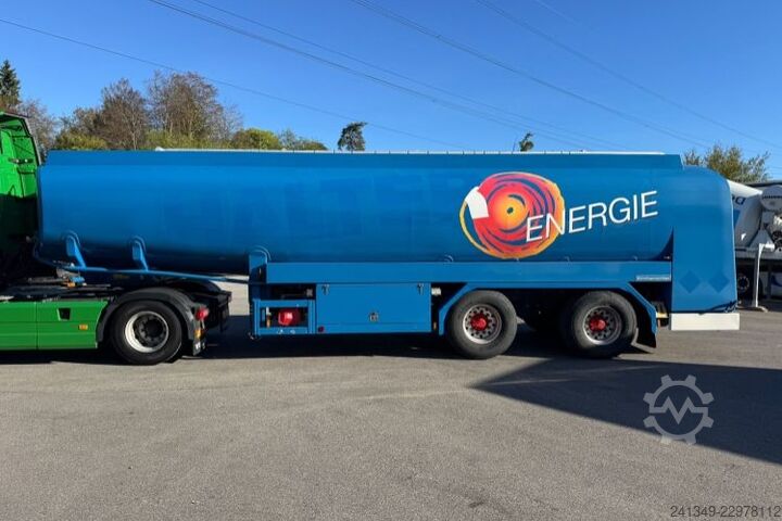 Tanker yarı römork  GRÜNENFELDER | 36'100 Liter 3 Kammern