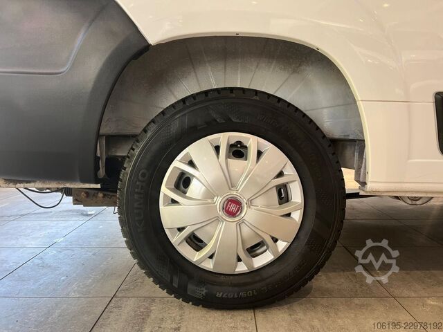 Furgão frigorífico FIAT Ducato 2.3 Kühlkasten*Ladebordwand*Garantie
