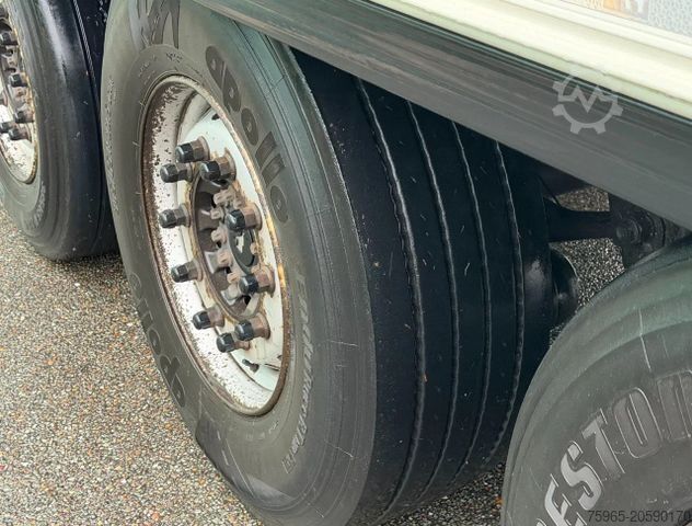 Ψυκτικός ημιρυμουλκούμενος SCHMITZ CARGOBULL SCB*S3B THERMO KING SLXe300 LIFT AXLE FLOWERWIDE