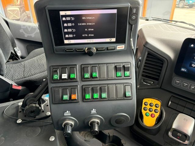 Οδοκαθαριστικό μηχάνημα MERCEDES-BENZ ACTROS 1830 4x2 Kehrmaschine BUCHER OPTIFANT8000