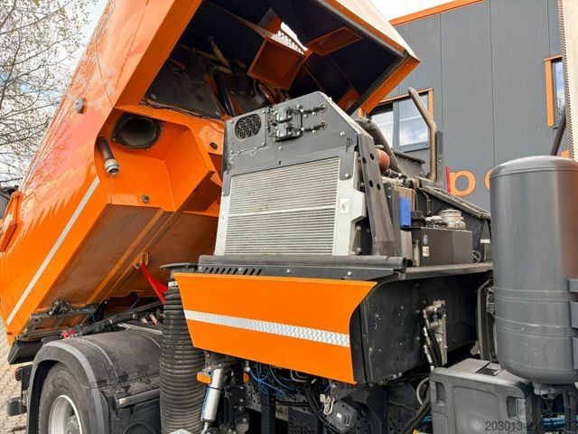 Οδοκαθαριστικό μηχάνημα MERCEDES-BENZ ACTROS 1830 4x2 Kehrmaschine BUCHER OPTIFANT8000