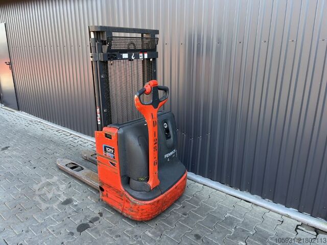 Στοίβαξη πεζών Linde L10B