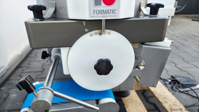 Automatische hamburger vormmachine DEIGHTON Formatic Retail Machine