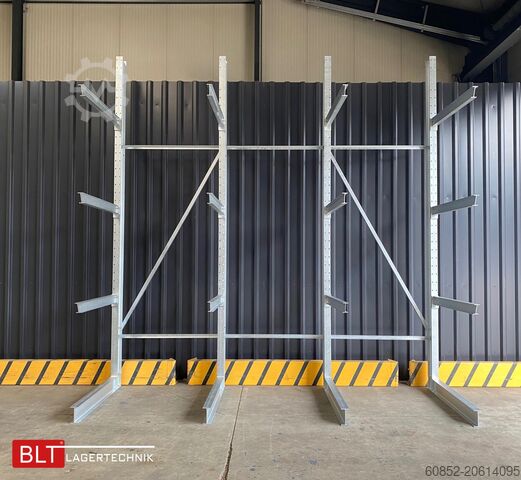 Raft cu consolă în consolă ca. 4,16 lfm. Kragarmregal H: 416 cm T: 137 cm , 500kg/Arm , 4 Lagerebenen