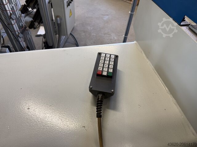 Máquina dobladora de alambre y tubo Wafios BMZ 41