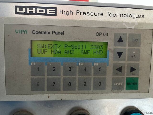 Pomp voor waterstraalsnijsysteem Uhde HPS 4011