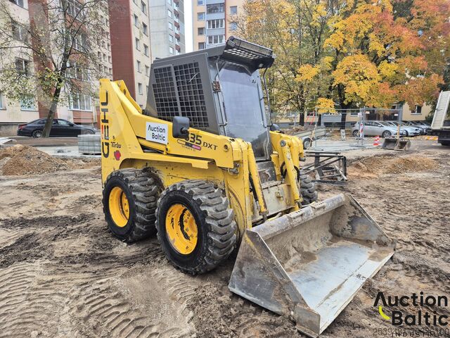 Rakodógép Gehl 5635 DXT 2