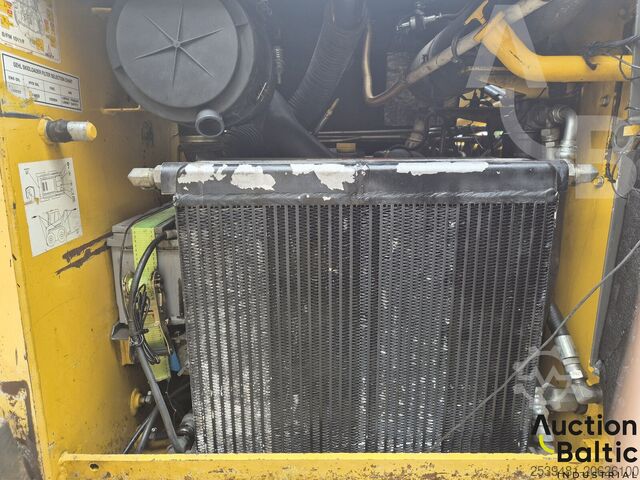 Rakodógép Gehl 5635 DXT 2