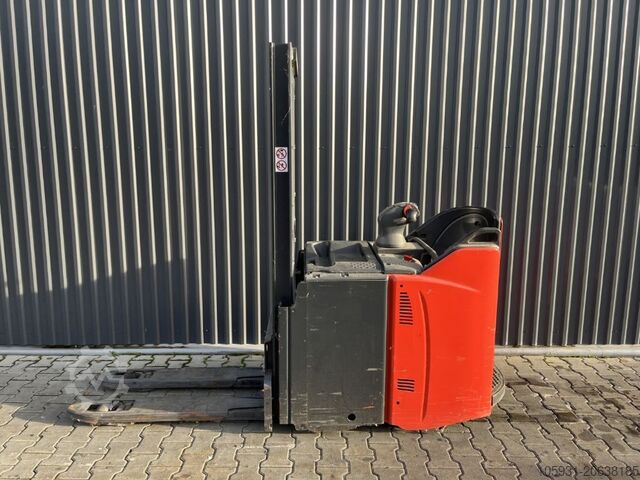 Stående gaffeltruck Linde D12SP