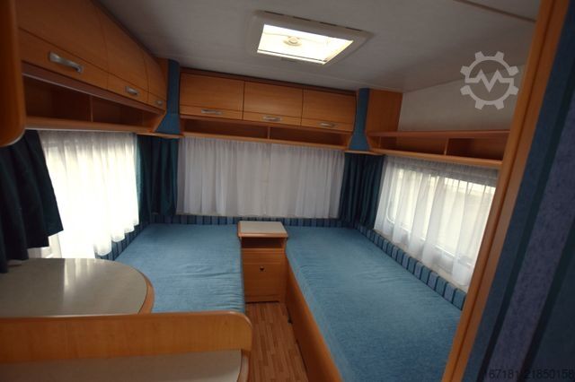 Τροχόσπιτο LMC 490 E mit Mover und Vorzelt