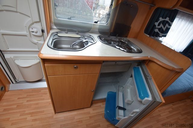 Τροχόσπιτο LMC 490 E mit Mover und Vorzelt