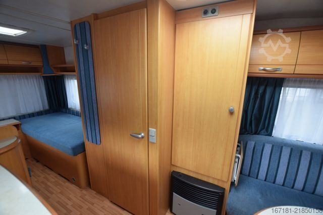Τροχόσπιτο LMC 490 E mit Mover und Vorzelt