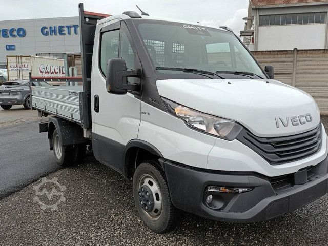 Speciale doeleinden vrachtwagen IVECO 35C12