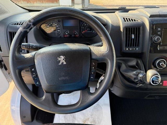 Bestelwagen Peugeot BOXER L1H1 2.2 140CV