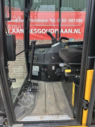 Mini koparka JCB 19 C-1