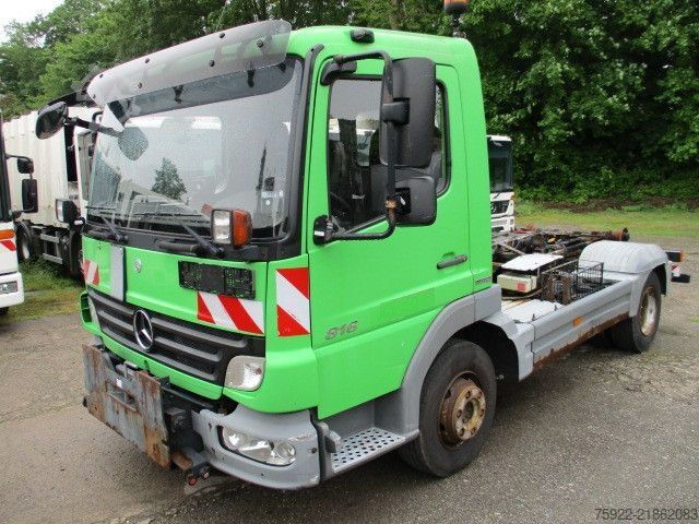 Outro MERCEDES-BENZ 816 Atego Palfinger Anbauplatte Winterdienst