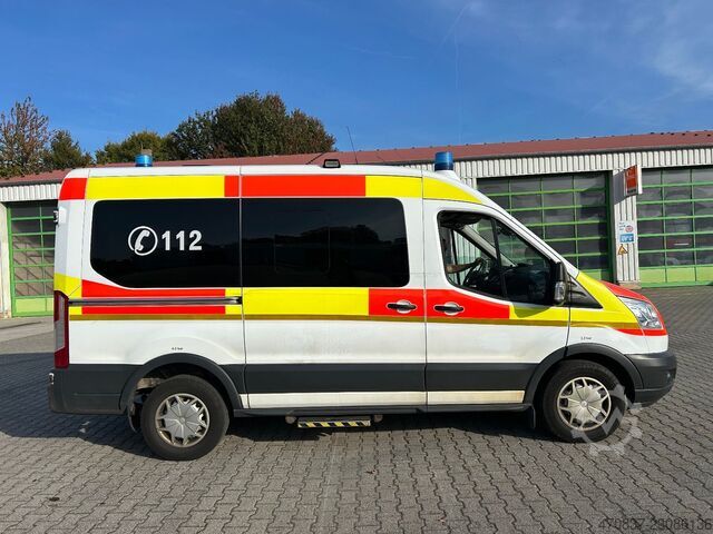 Autospecială de pompieri FORD Transit / Trage + Liege + Rampe