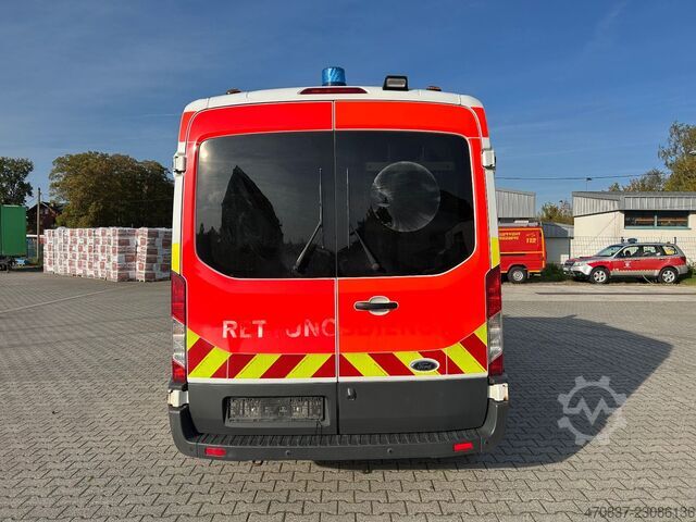 Autospecială de pompieri FORD Transit / Trage + Liege + Rampe