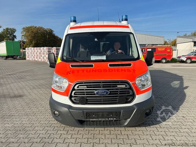 Autospecială de pompieri FORD Transit / Trage + Liege + Rampe