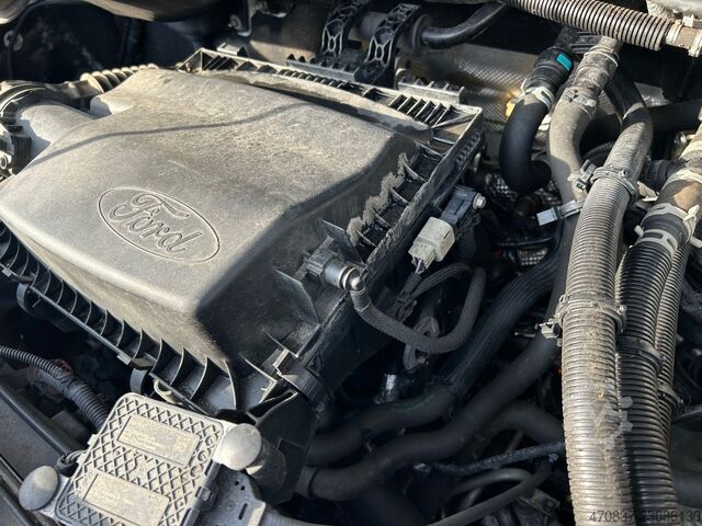 Autospecială de pompieri FORD Transit / Trage + Liege + Rampe
