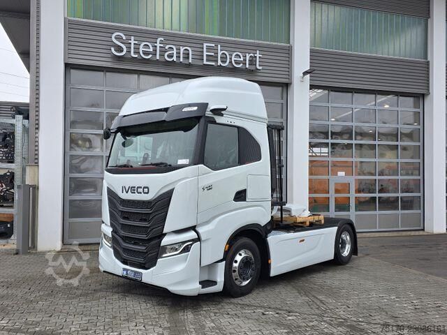 Iveco AS440S58T/P, ADR Gefahrgut AT,EXII,EXIII,FL Iveco AS440S58T/P, ADR Gefahrgut AT,EXII,EXIII,FL